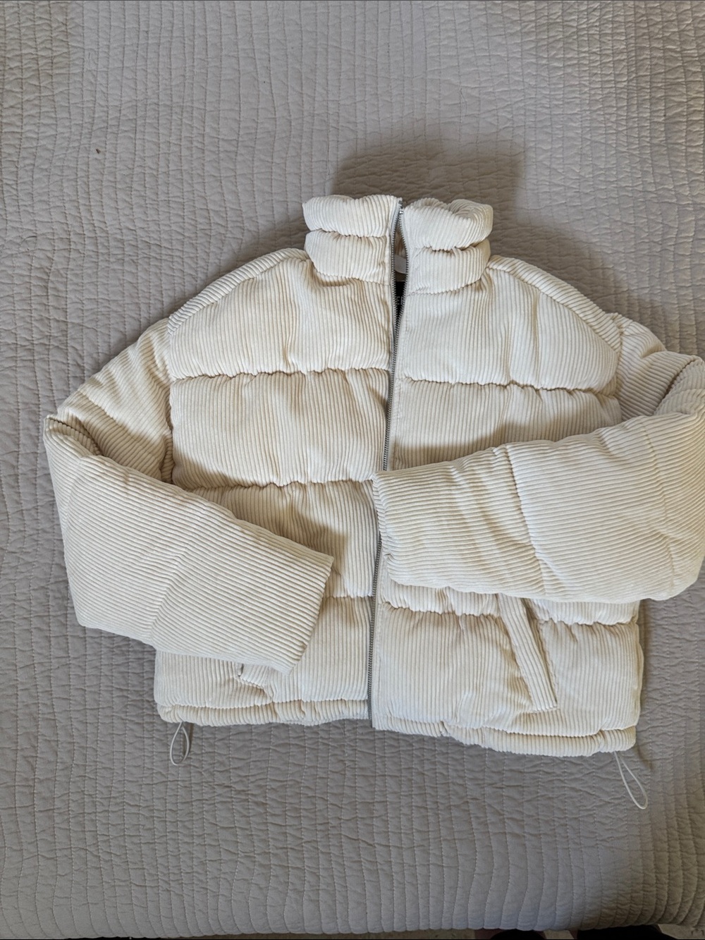 Hollister Cream Corduroy Puffer Jacket